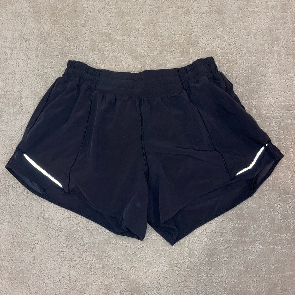Black Lululemon Hottie-hot shorts